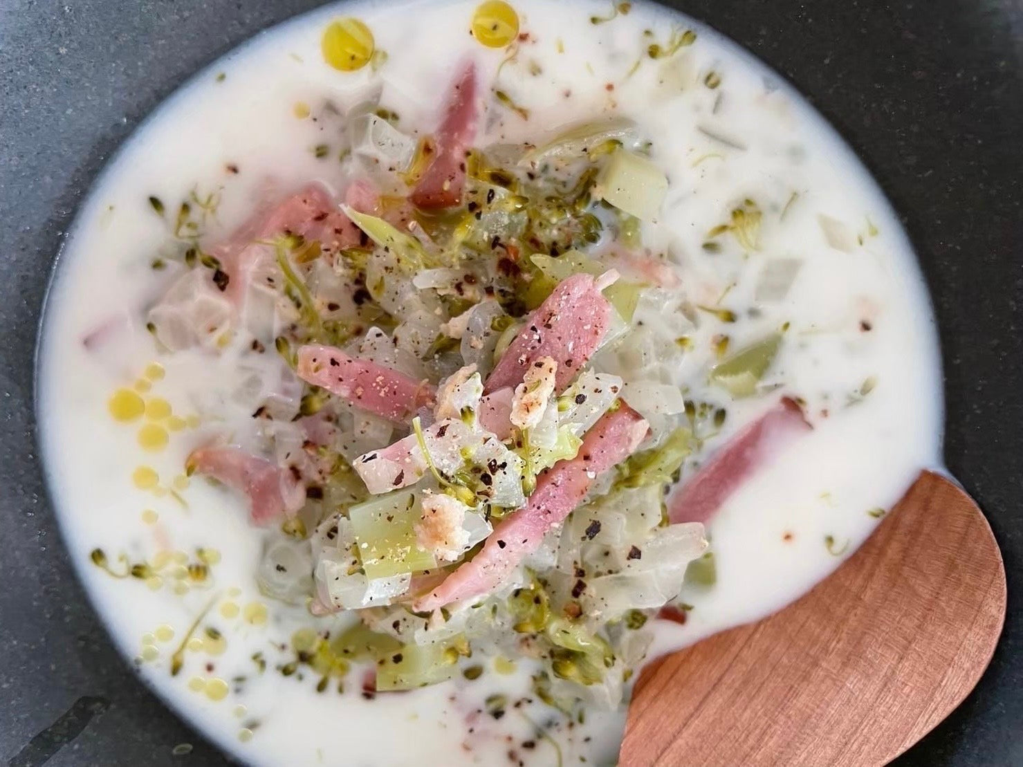 【たんぱく質豊富!大豆フレークレシピ】豆乳プロテインスープ